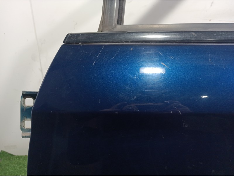 Recambio de puerta delantera izquierda para chrysler voyager (rg) 2.5 crd grand voyager limited referencia OEM IAM   