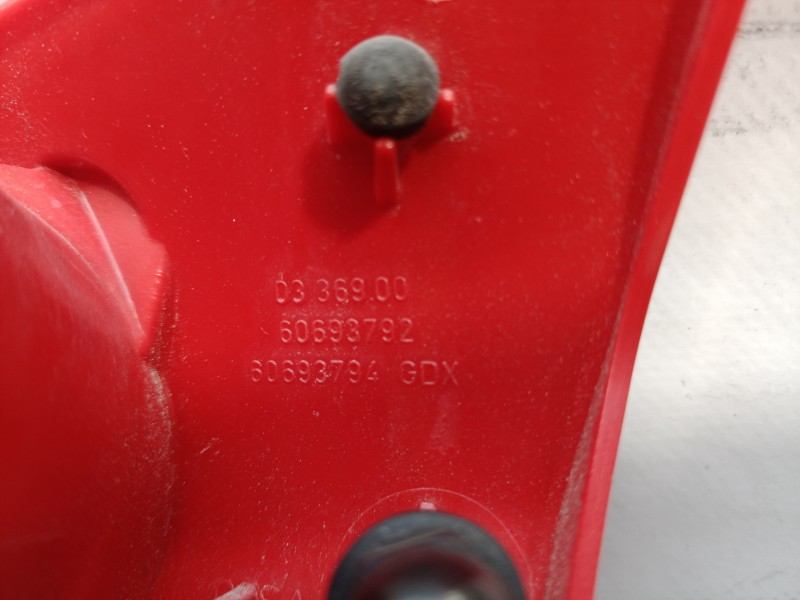 Recambio de piloto trasero izquierdo interior para alfa romeo 147 (190) 1.6 t.spark eco distinctive referencia OEM IAM 60693792 