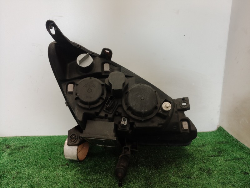 Recambio de faro xenon izquierdo para citroën c5 berlina 3.0 v6 exclusive automático referencia OEM IAM 9639319980 9639319980 96