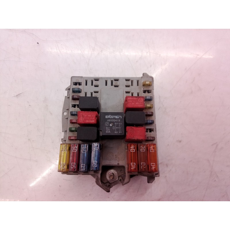 Recambio de caja reles / fusibles para fiat doblo cargo (223) 1.9 d furg. referencia OEM IAM 46752706 46752706 46752706