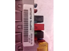 Recambio de caja reles / fusibles para fiat doblo cargo (223) 1.9 d furg. referencia OEM IAM 46752706 46752706 46752706 2