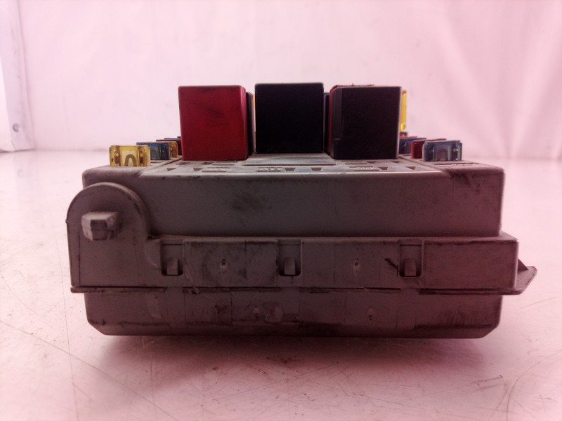 Recambio de caja reles / fusibles para fiat doblo cargo (223) 1.9 d furg. referencia OEM IAM 46752706 46752706 46752706