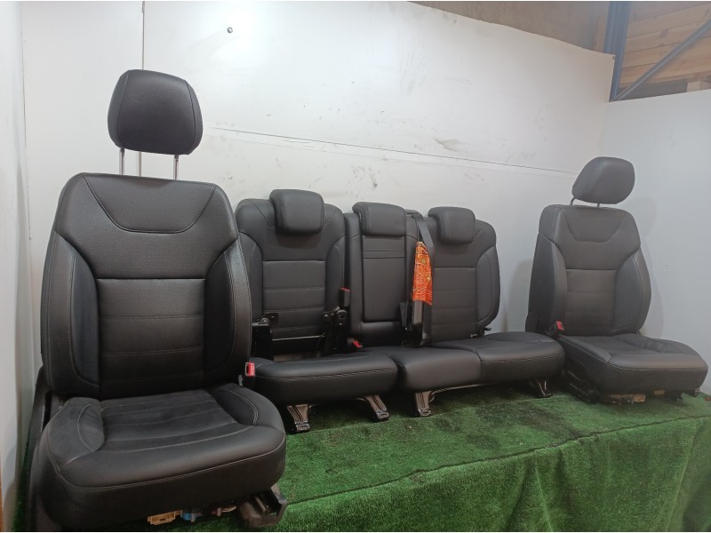 Recambio de juego asientos completo para mercedes-benz clase gle (w166) referencia OEM IAM   