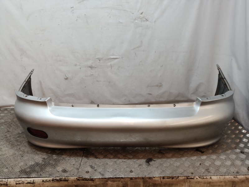 Recambio de paragolpes trasero para hyundai accent (x3) 1.3 gls automático referencia OEM IAM   