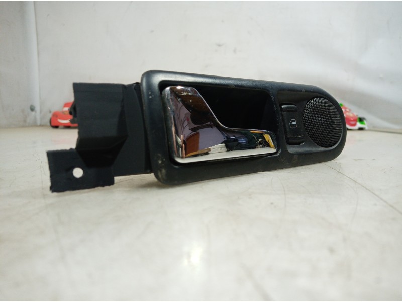 Recambio de maneta interior trasera derecha para volkswagen passat berlina (3b2) comfortline referencia OEM IAM 3B0839113 3B0839