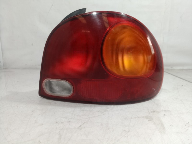 Recambio de piloto trasero derecho para hyundai accent (x3) 1.3 gls automático referencia OEM IAM 9240222210 9240222210 92402222