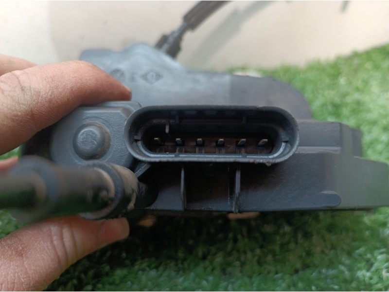 Recambio de cerradura puerta delantera derecha para peugeot 307 cc (s2) sport referencia OEM IAM 52229780 52229780 52229780