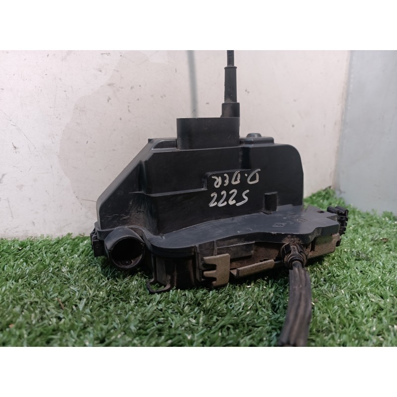 Recambio de cerradura puerta delantera derecha para peugeot 307 cc (s2) sport referencia OEM IAM 52229780 52229780 52229780