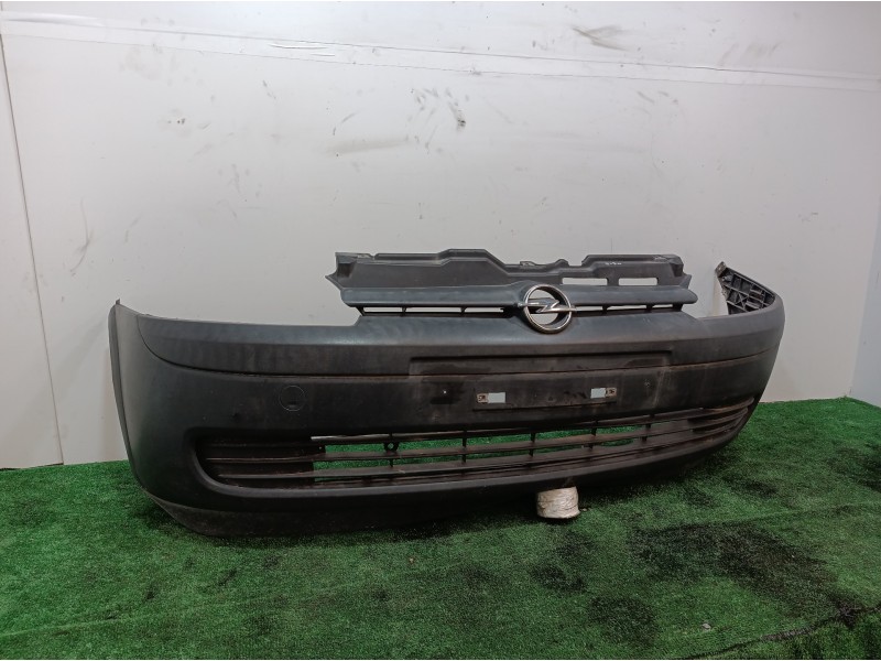 Recambio de paragolpes delantero para opel combo (corsa c) cargo referencia OEM IAM 13113087 13113087 09116125