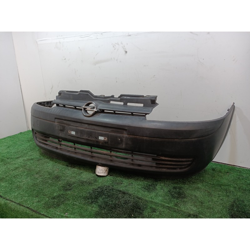 Recambio de paragolpes delantero para opel combo (corsa c) cargo referencia OEM IAM 13113087 13113087 09116125
