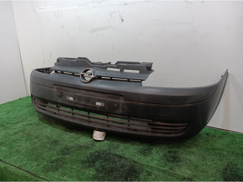 Recambio de paragolpes delantero para opel combo (corsa c) cargo referencia OEM IAM 13113087 13113087 09116125