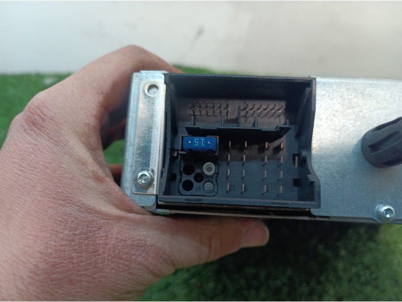 Recambio de sistema audio / radio cd para peugeot 307 cc (s2) sport referencia OEM IAM 96611440XT 96611440XT CA0000500189