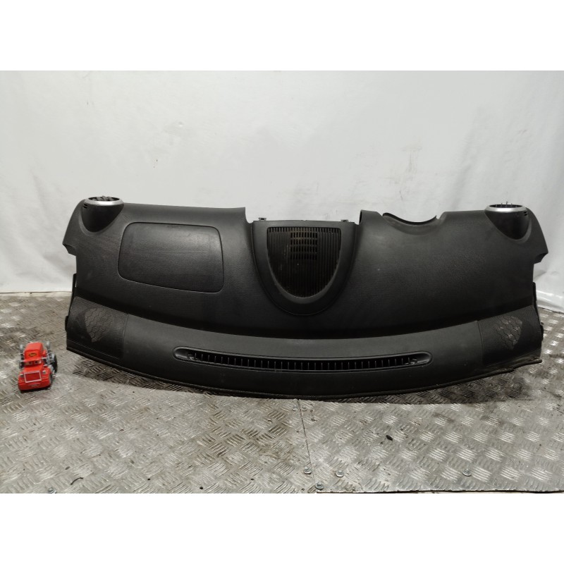 Recambio de salpicadero para peugeot 107 básico referencia OEM IAM   