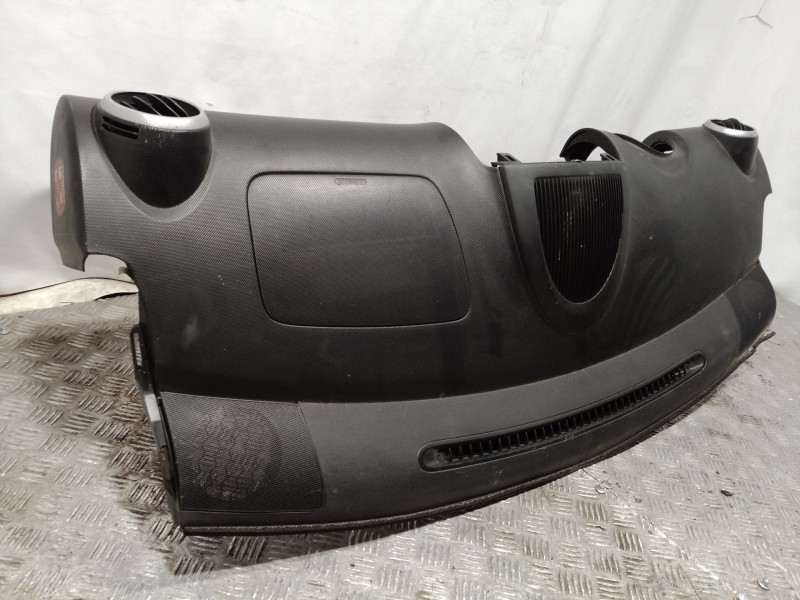 Recambio de salpicadero para peugeot 107 básico referencia OEM IAM   