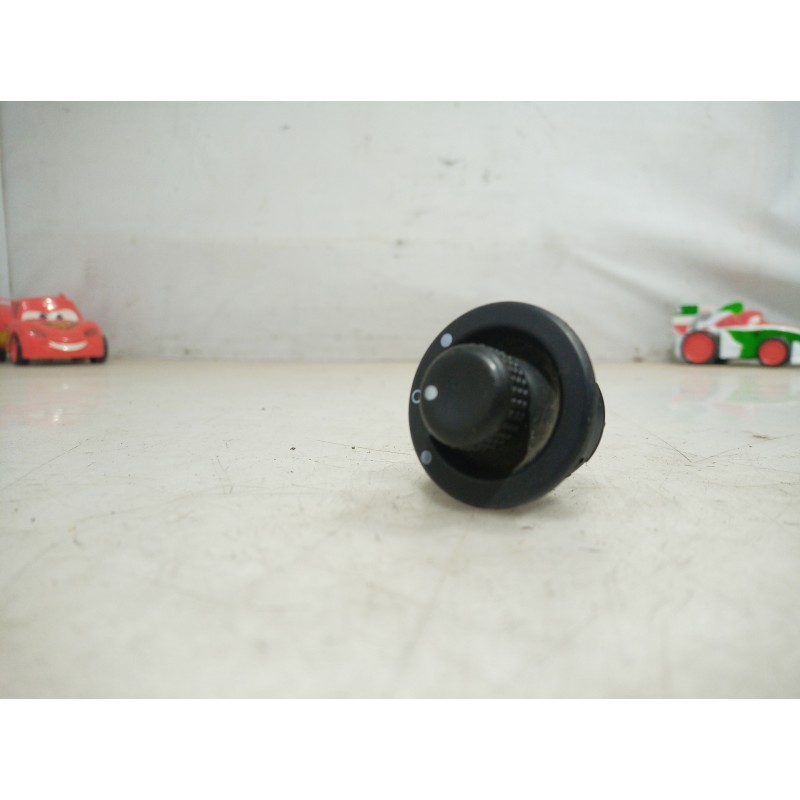 Recambio de mando retrovisor para renault megane ii classic berlina 1.9 dci diesel referencia OEM IAM 8200002442A 8200002442A 82