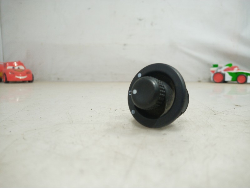 Recambio de mando retrovisor para renault megane ii classic berlina 1.9 dci diesel referencia OEM IAM 8200002442A 8200002442A 82