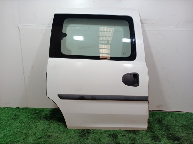 Recambio de puerta lateral corredera derecha para opel combo (corsa c) cargo referencia OEM IAM   