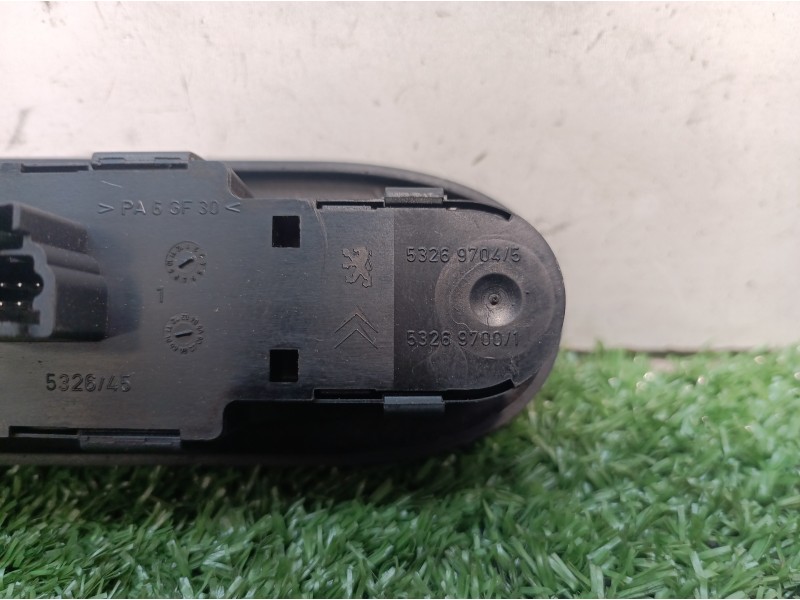 Recambio de mando elevalunas delantero izquierdo para peugeot 307 cc (s2) sport referencia OEM IAM 96531123XT 96531123XT 5326970