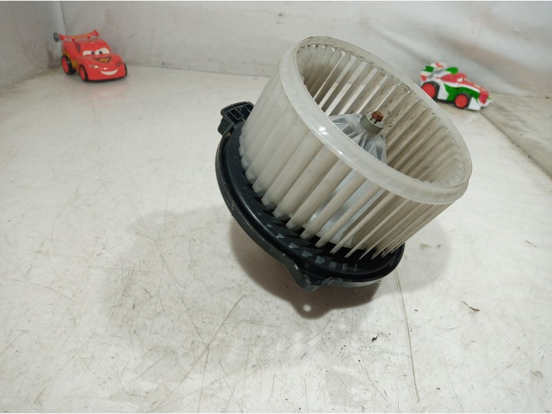 Recambio de ventilador calefaccion para mitsubishi montero (v60/v70) 3.2 di-d avance (5-ptas.) referencia OEM IAM 194000 194000 