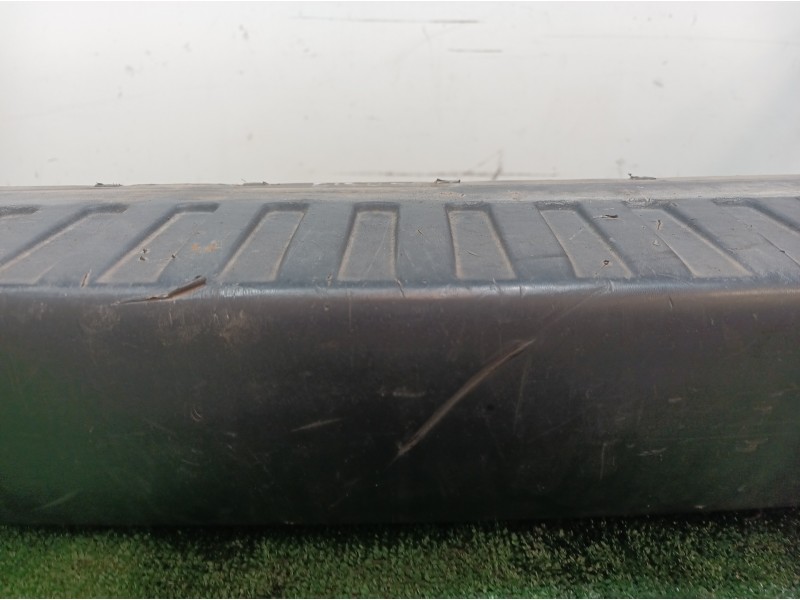 Recambio de paragolpes trasero para opel combo (corsa c) cargo referencia OEM IAM 24461341 24461341 560993545