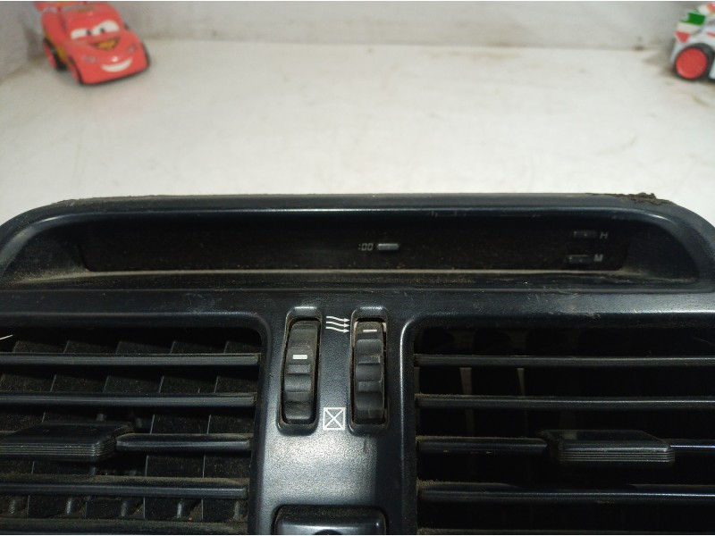 Recambio de rejilla aireadora para lexus ls400 (ucf20) básico (ucf 20) referencia OEM IAM   