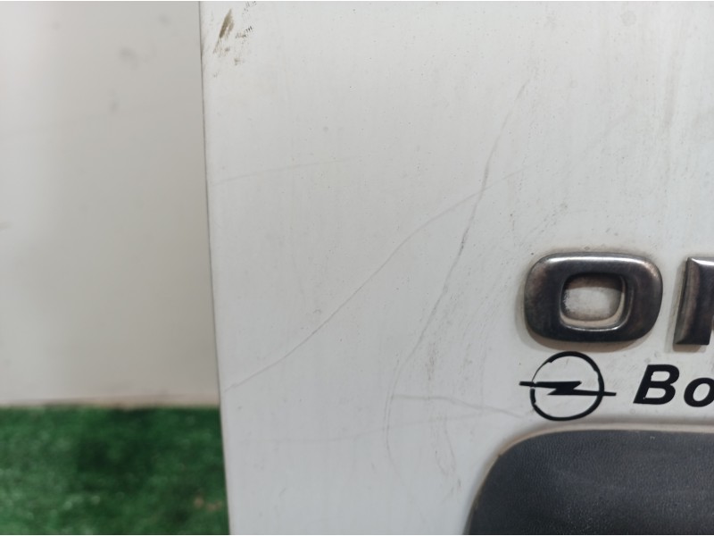 Recambio de porton trasero izquierdo para opel combo (corsa c) cargo referencia OEM IAM   