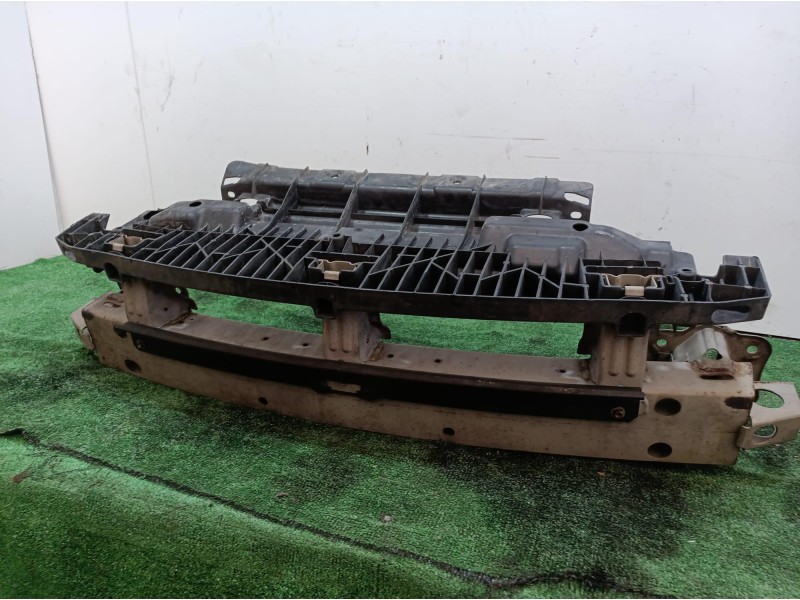 Recambio de refuerzo paragolpes delantero para subaru tribeca b9 limited referencia OEM IAM   
