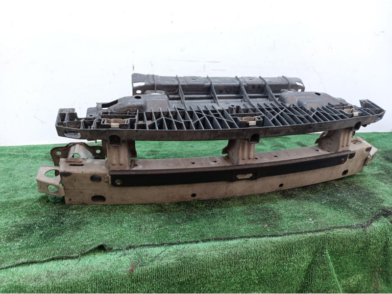 Recambio de refuerzo paragolpes delantero para subaru tribeca b9 limited referencia OEM IAM   