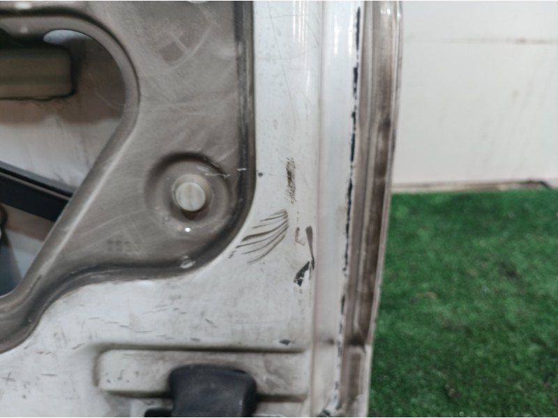 Recambio de porton trasero derecho para opel combo (corsa c) cargo referencia OEM IAM   