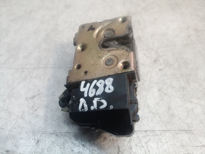 Recambio de cerradura puerta delantera derecha para peugeot 406 berlina (s1/s2) stdt referencia OEM IAM   