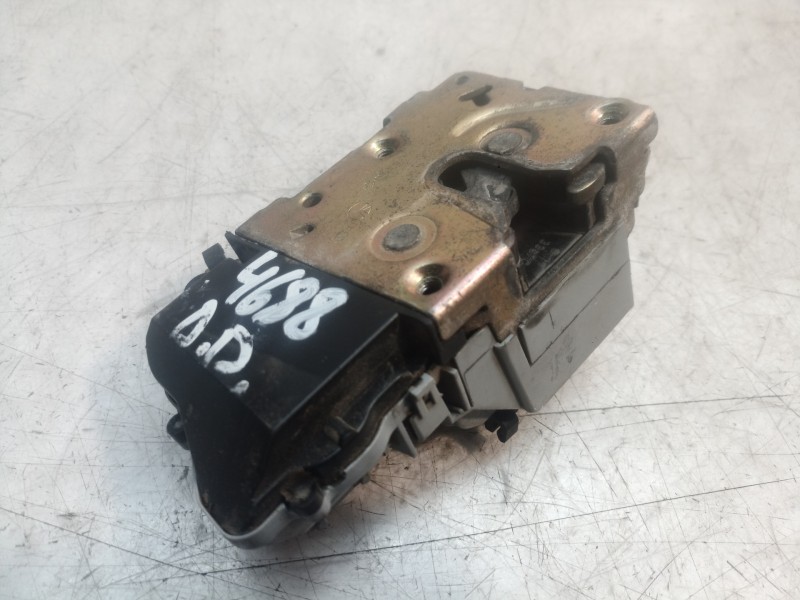 Recambio de cerradura puerta delantera derecha para peugeot 406 berlina (s1/s2) stdt referencia OEM IAM   