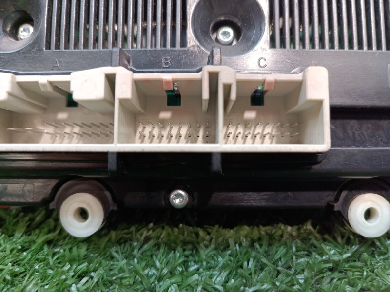 Recambio de mando calefaccion / aire acondicionado para volkswagen golf v berlina (1k1) highline referencia OEM IAM 74641470 746