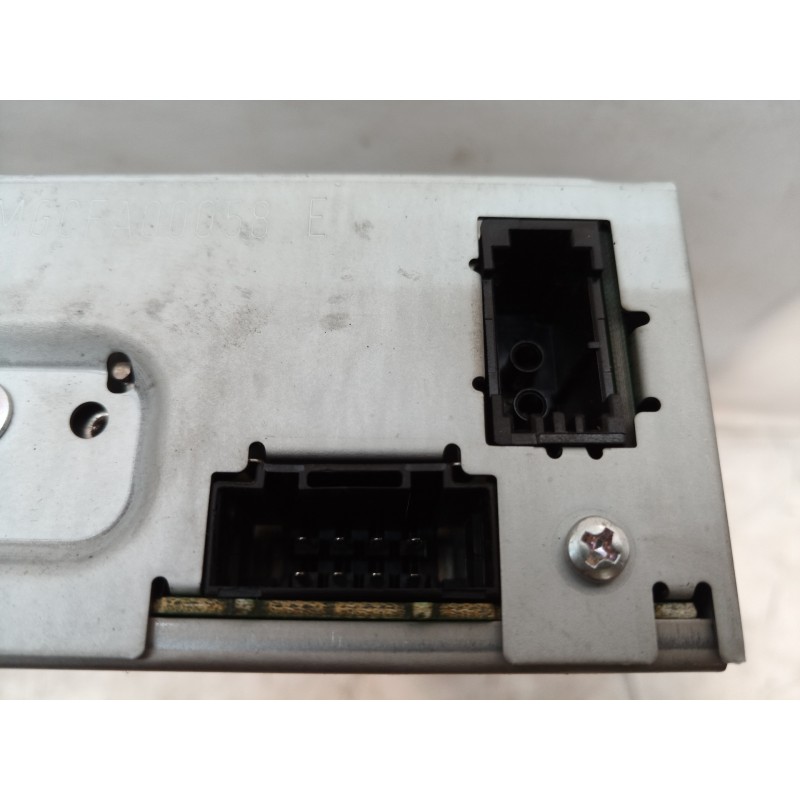 Recambio de sistema audio / radio cd para audi a8 (4e2) 3.7 quattro referencia OEM IAM 4E0910110E 4E0910110E 4E0910110E