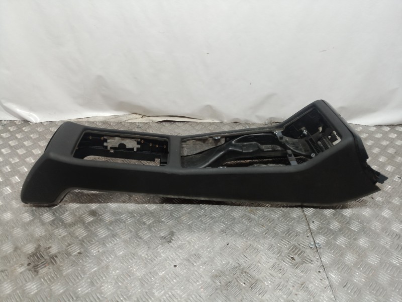 Recambio de consola central tras. para audi a8 (4e2) 3.0 tdi quattro referencia OEM IAM 4E0863241D 4E0863241D 4E0863241