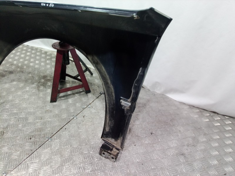 Recambio de aleta delantera derecha para audi a8 (4e2) referencia OEM IAM    Recambio de aleta delantera derecha para audi a8 (4e2) referencia OEM IAM
