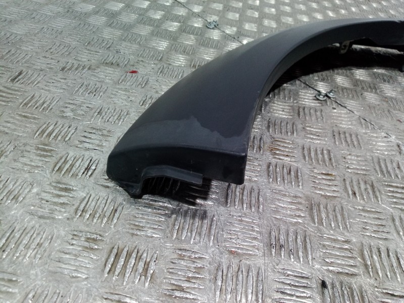 Recambio de moldura para land rover discovery v6 td hse referencia OEM IAM   