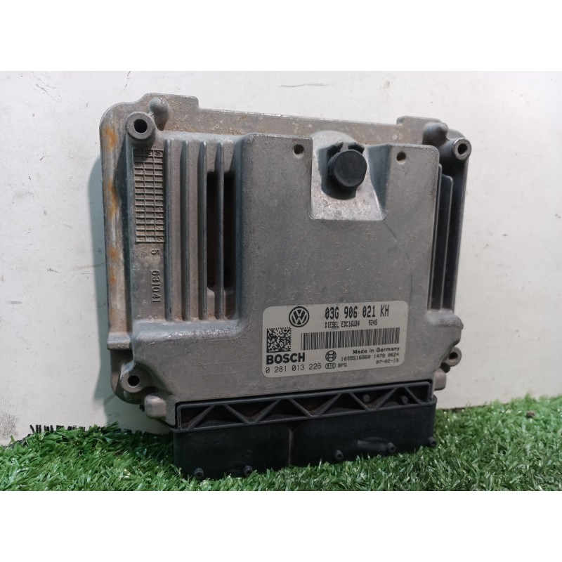 Recambio de centralita motor uce para volkswagen golf v berlina (1k1) highline referencia OEM IAM 03G906021KH 03G906021KH 1039S1