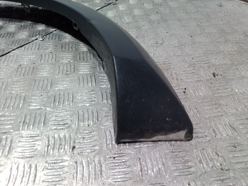 Recambio de moldura para land rover discovery v6 td hse referencia OEM IAM   