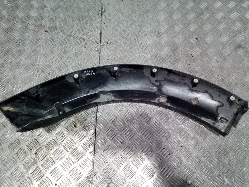 Recambio de moldura para land rover discovery v6 td hse referencia OEM IAM   