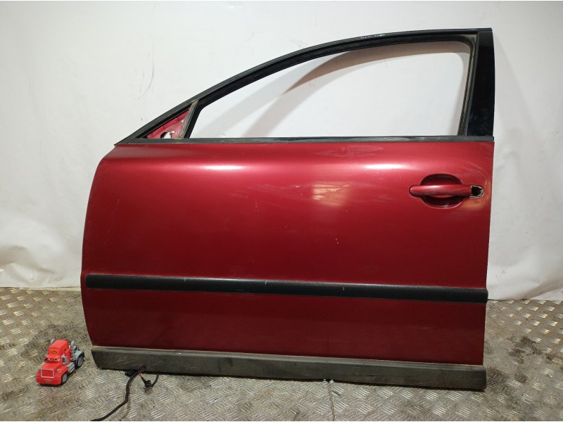Recambio de puerta delantera izquierda para volkswagen passat berlina (3b2) comfortline referencia OEM IAM   