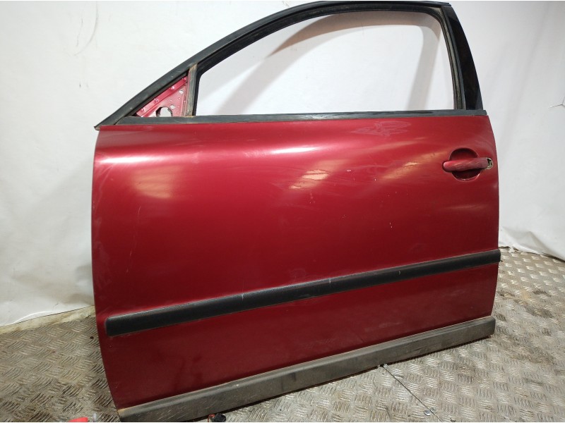 Recambio de puerta delantera izquierda para volkswagen passat berlina (3b2) comfortline referencia OEM IAM   