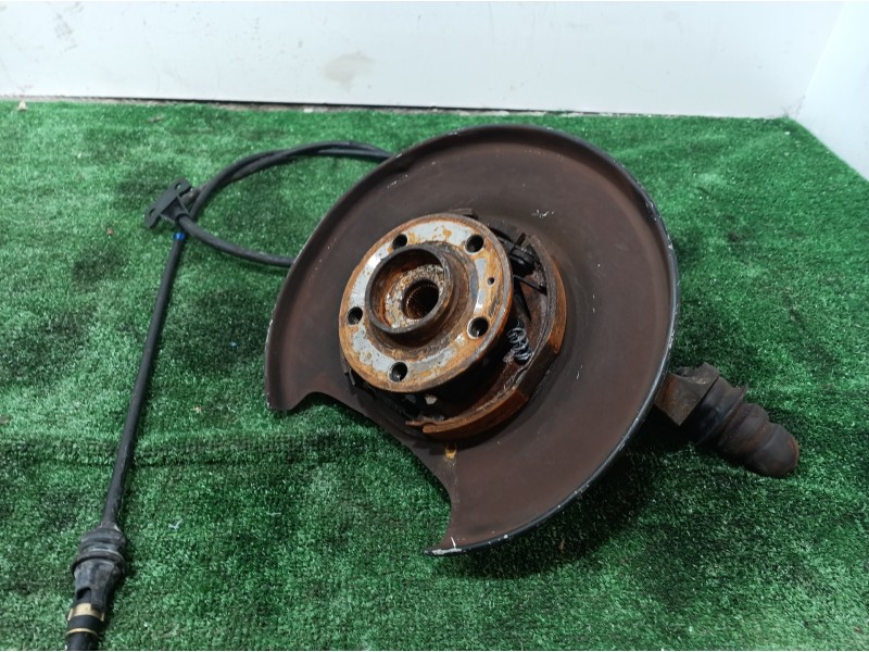 Recambio de mangueta trasera derecha para volvo xc90 v8 executive geartronic (5 asientos) referencia OEM IAM P30748190 P30748190