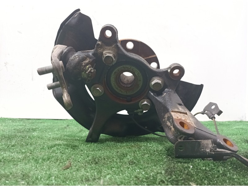 Recambio de mangueta trasera derecha para peugeot 206 berlina e-music referencia OEM IAM   