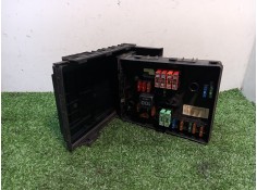 Recambio de caja reles / fusibles para volkswagen golf v berlina (1k1) highline referencia OEM IAM 1K0937132F 1K0937132F 1K09371