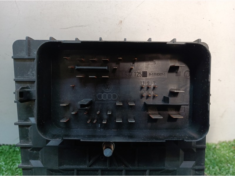 Recambio de caja reles / fusibles para volkswagen golf v berlina (1k1) highline referencia OEM IAM 1K0937132F 1K0937132F 1K09371