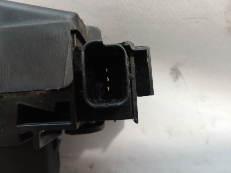 Recambio de cerradura maletero / porton para peugeot 308 sw allure referencia OEM IAM 9816195380 9816195380 9816195380