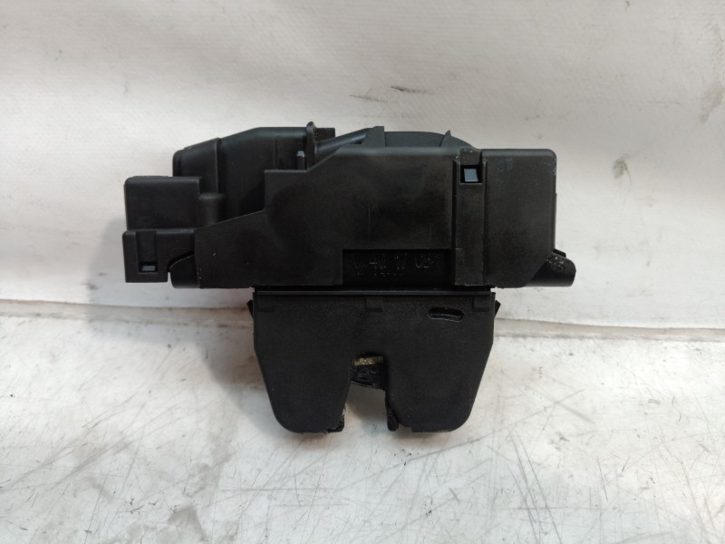 Recambio de cerradura maletero / porton para peugeot 308 sw allure referencia OEM IAM 9816195380 9816195380 9816195380