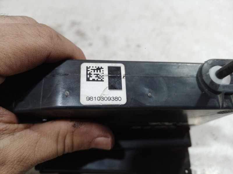 Recambio de cerradura puerta delantera derecha para peugeot 308 sw allure referencia OEM IAM 9810309380 9810309380 9810309380