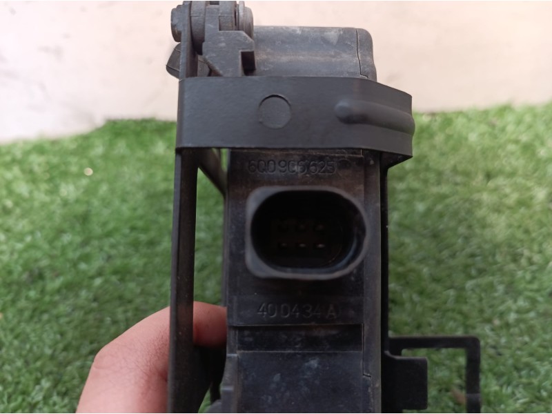 Recambio de modulo electronico para volkswagen golf v berlina (1k1) highline referencia OEM IAM 1K0906279B 1K0906279B 400434A