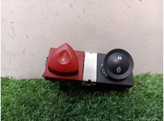 Recambio de warning para renault megane ii classic berlina confort dynamique referencia OEM IAM 8200407415 8200109723 8200095493